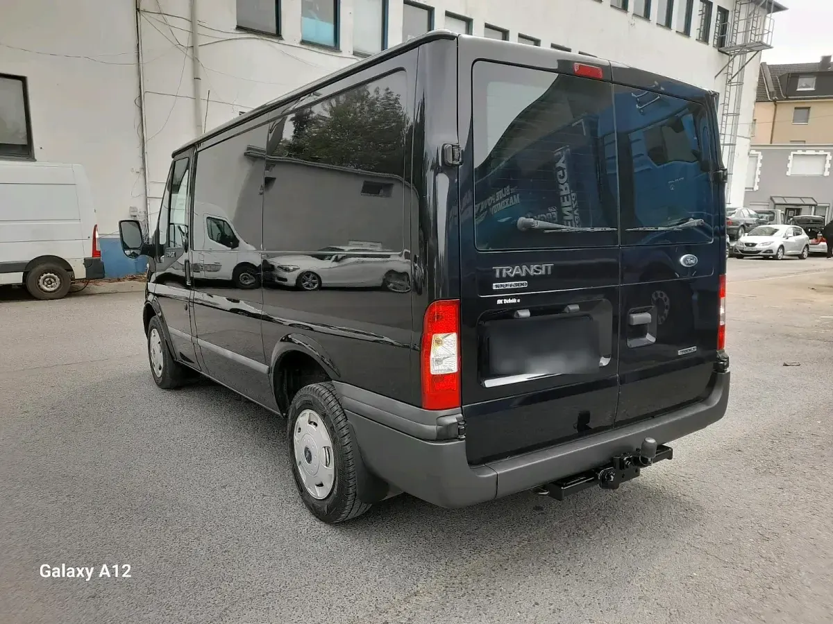 Second-hand Ford Transit Trend 100 CP (73 kW) 2012 Negru Monovolum