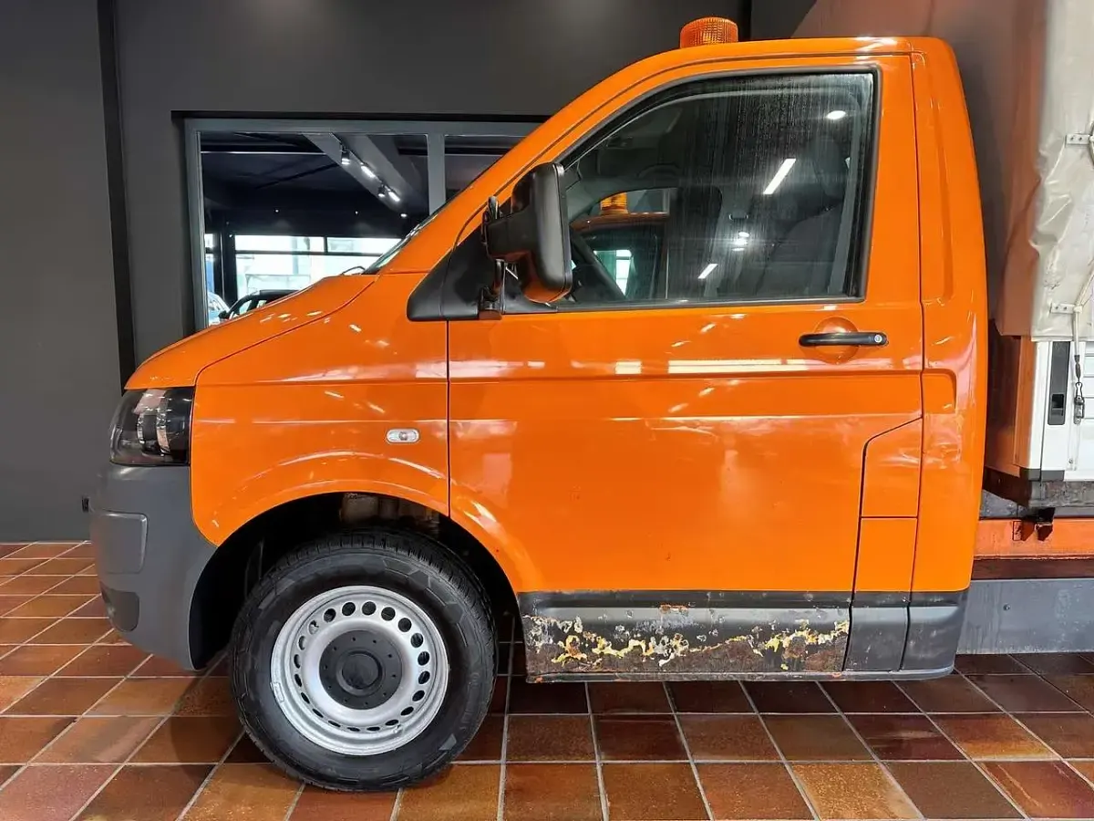 Gebraucht VW Transporter 140 PS (102 kW) 2013 Leuchtorange Van