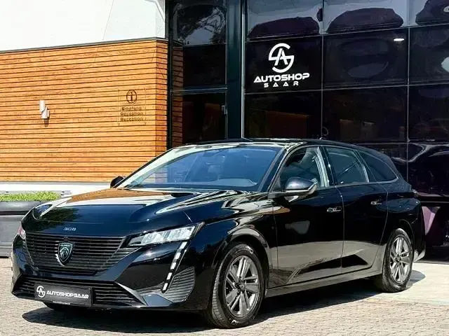 Gebraucht Peugeot 308 SW Active 131 PS (96 kW) 2023 Schwarz Kombi