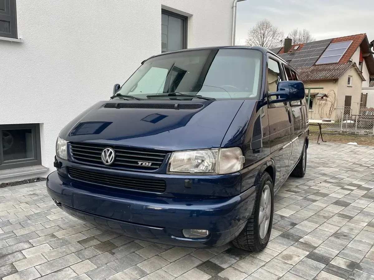 Gebraucht VW Multivan 102 PS (75 kW) 2000 Blau Van / Kleinbus