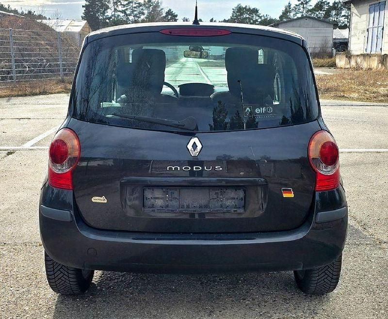 Second-hand Renault Modus Dynamique 86 CP (63 kW) 2006 Gri Monovolum