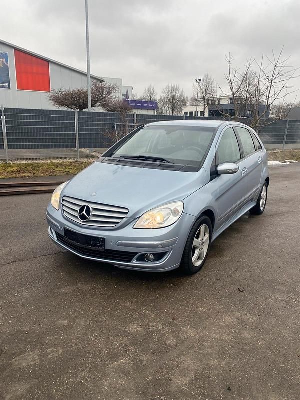 Gebraucht Mercedes B200 193 PS (141 kW) 2005 Van / Kleinbus