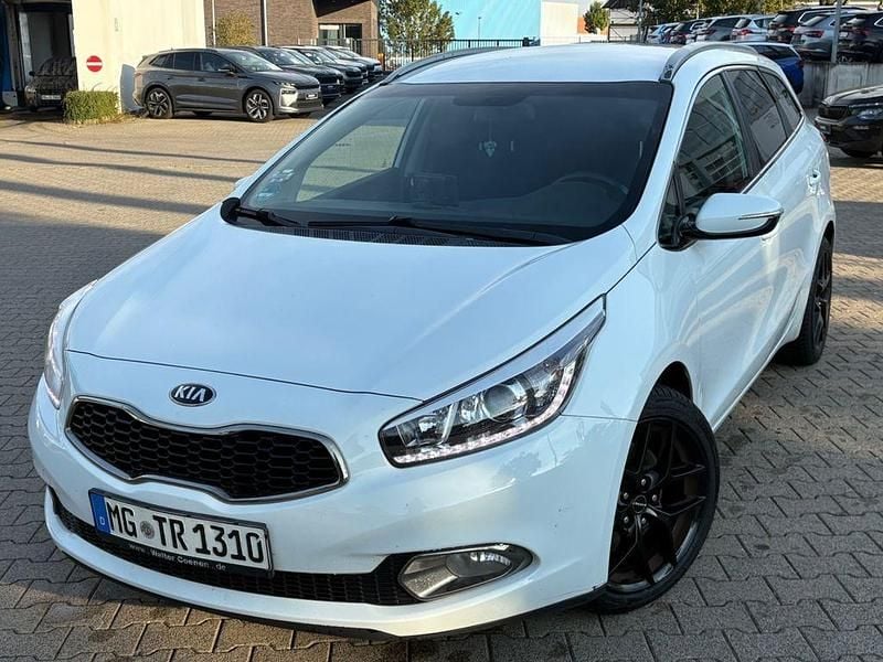 Schwarz Gebraucht 2014 Kia Ceed Sportswagon DREAM-TEAM Edition Kombi | 4.250 € (Fairer Preis) - Bild 1/4