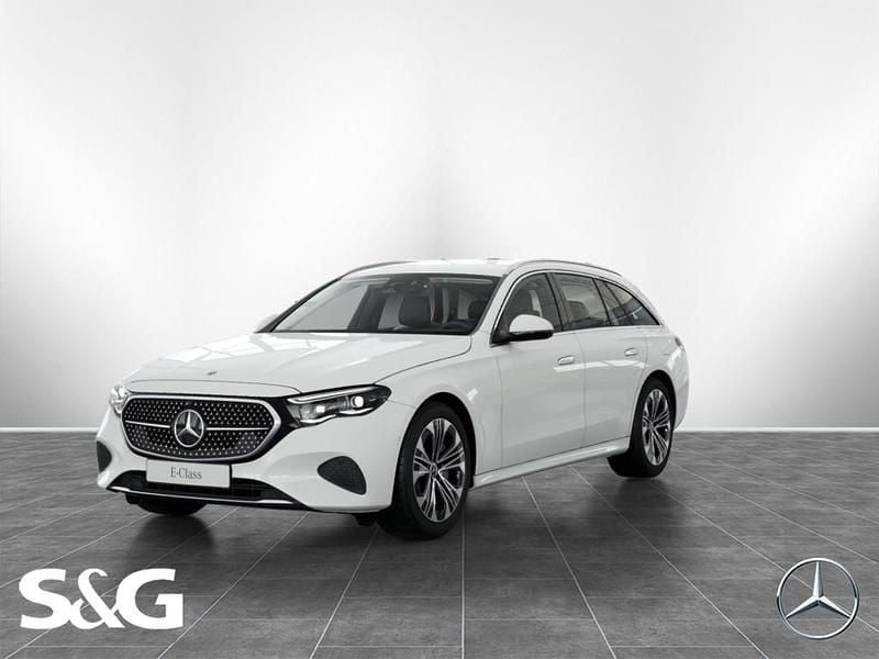 Gebraucht Mercedes E300 Avantgarde 204 PS (150 kW) 2024 Unilack polarweiß Kombi