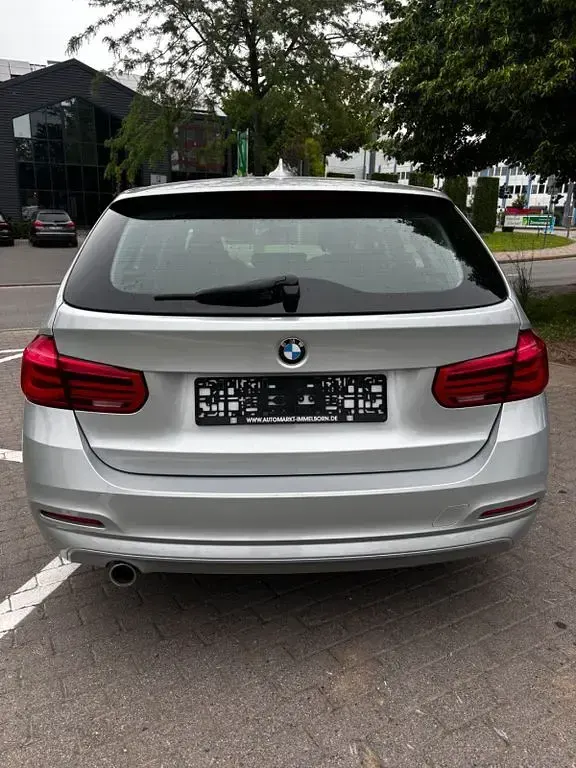 Gebraucht BMW 318 Performance 150 PS (110 kW) 2015 Silber Kombi