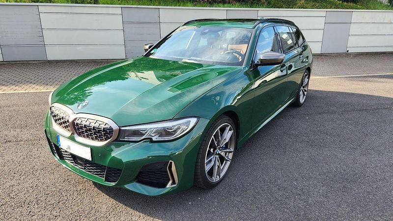 Grün Gebraucht 2020 BMW M340 Sport Line Limousine | 40.000 € (Teuer) - Bild 1/4