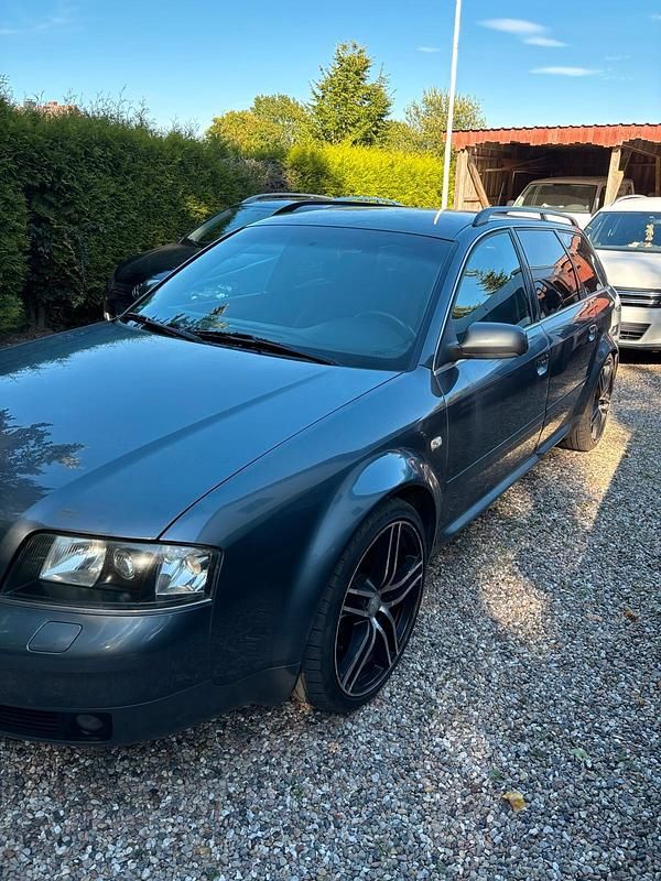 Gebraucht 2001 Audi A6 Kombi | 2.200 € (Superpreis) - Bild 1/4