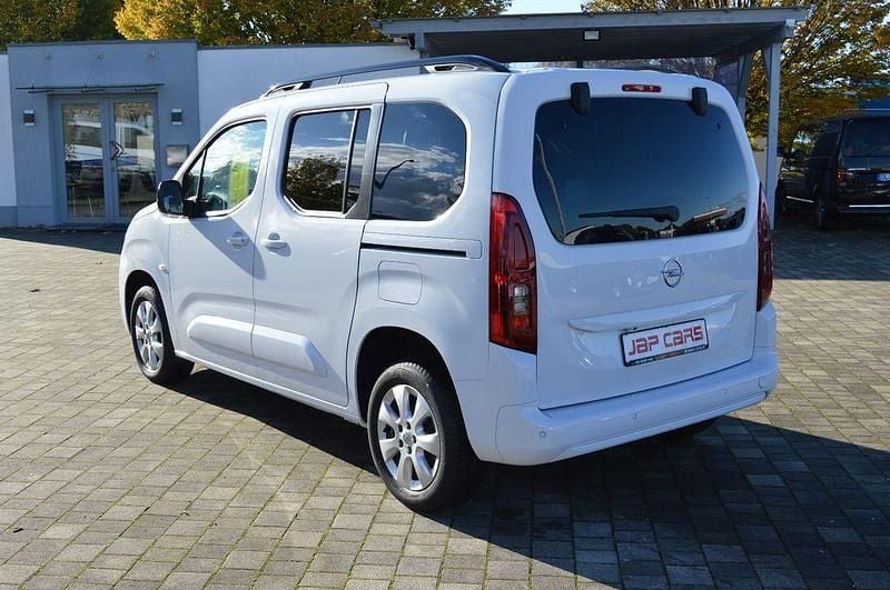 Gebraucht Opel Combo Life Ultimate 131 PS (96 kW) 2023 Weiß Van / Kleinbus