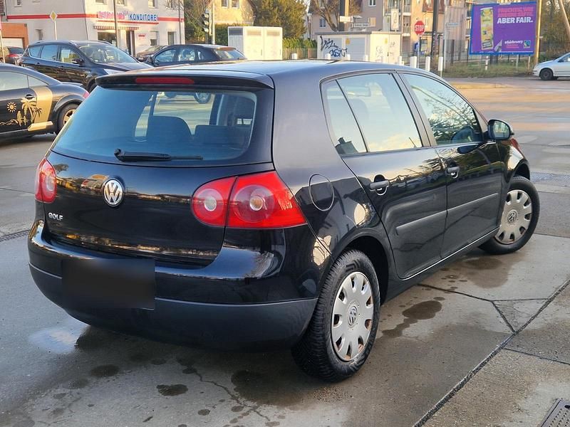 Gebraucht VW Golf IV 75 PS (55 kW) 2005 Schwarz Limousine