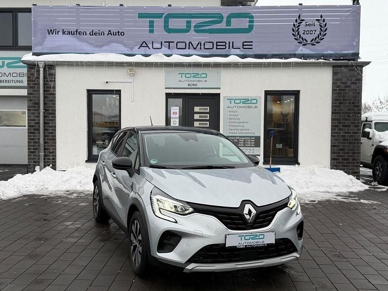 Gebraucht Renault Captur Equilibre 140 PS (102 kW) 2023 Silber SUV