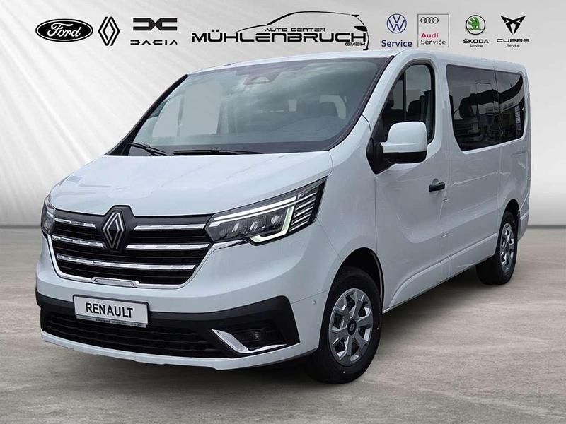 Gebraucht Renault Trafic Evolution 150 PS (110 kW) 2025 Weiß Van / Kleinbus