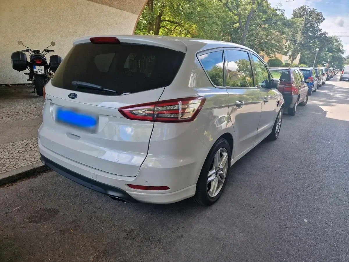 Gebraucht Ford S-MAX S 210 PS (154 kW) 2017 Weiß Van / Kleinbus