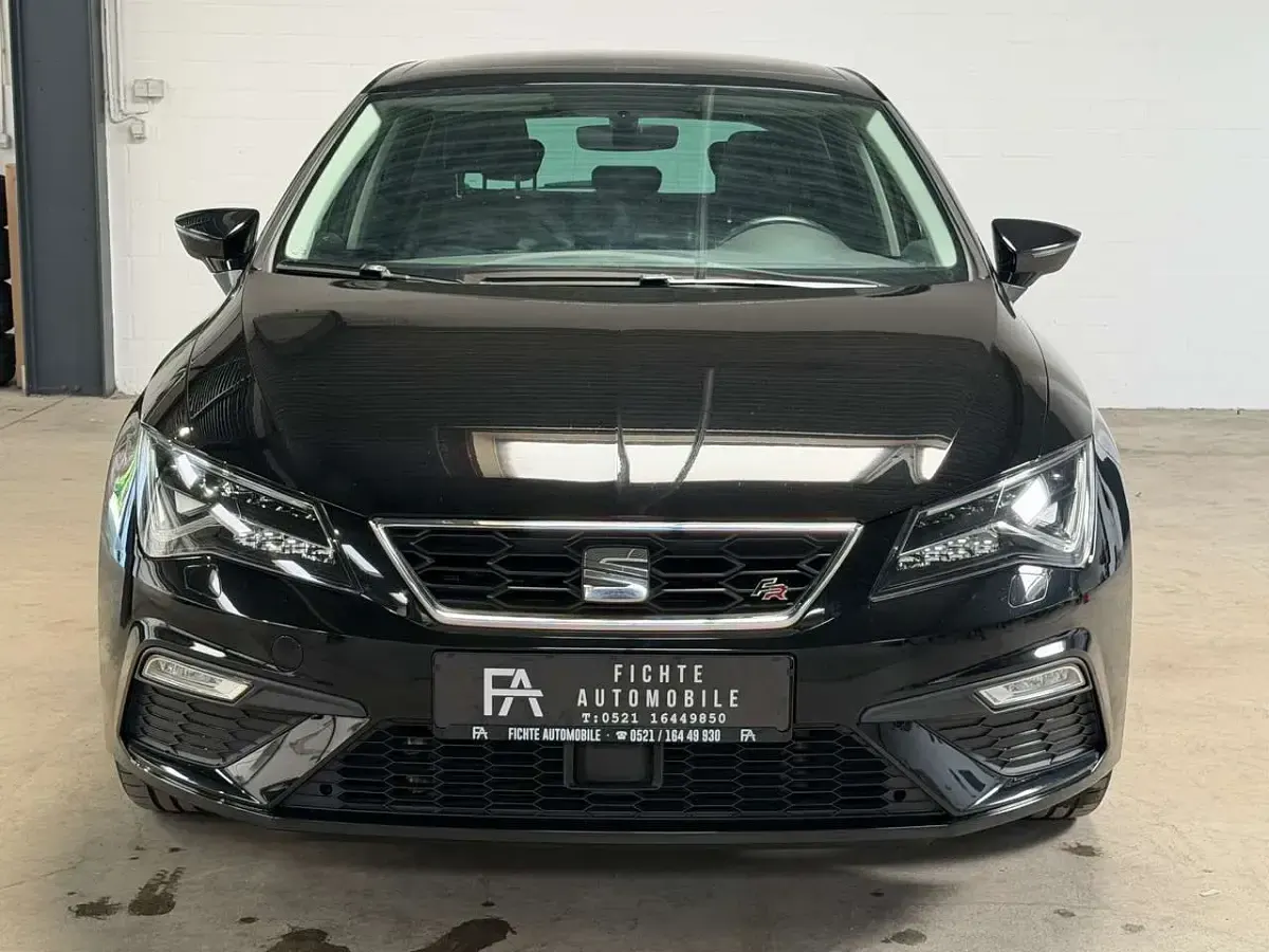 Gebraucht Seat Leon FR 150 PS (110 kW) 2018 Mitternachtsschwarz Kleinwagen