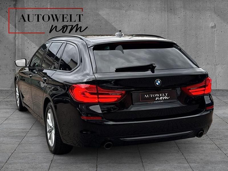 Gebraucht BMW 520 Sport Line 190 PS (139 kW) 2017 Schwarz Kombi