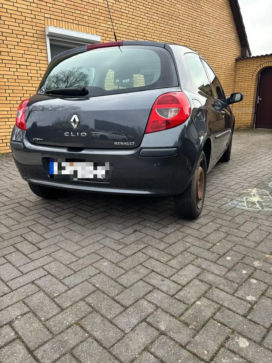 Usata Renault Clio II 2006 Blu Utilitaria
