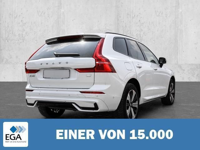 Gebraucht Volvo XC60 Plus 398 PS (292 kW) 2023 Weiß metallic SUV