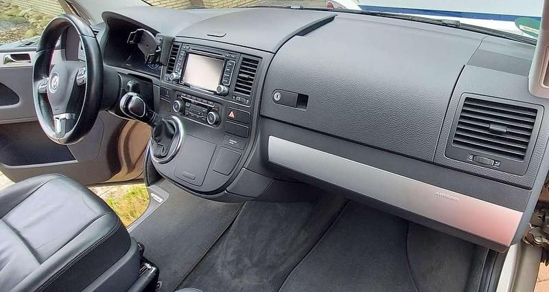 Gebraucht VW Multivan Highline 179 PS (131 kW) 2014 Van