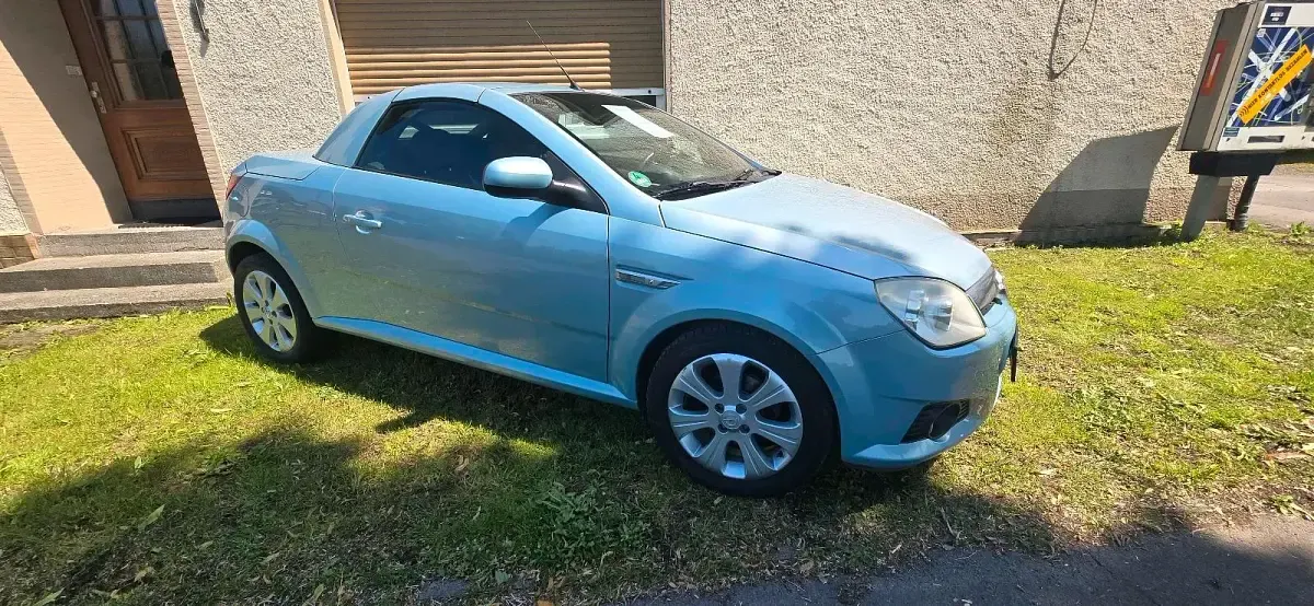 Gebraucht Opel Tigra 90 PS (66 kW) 2008 Blau Cabrio