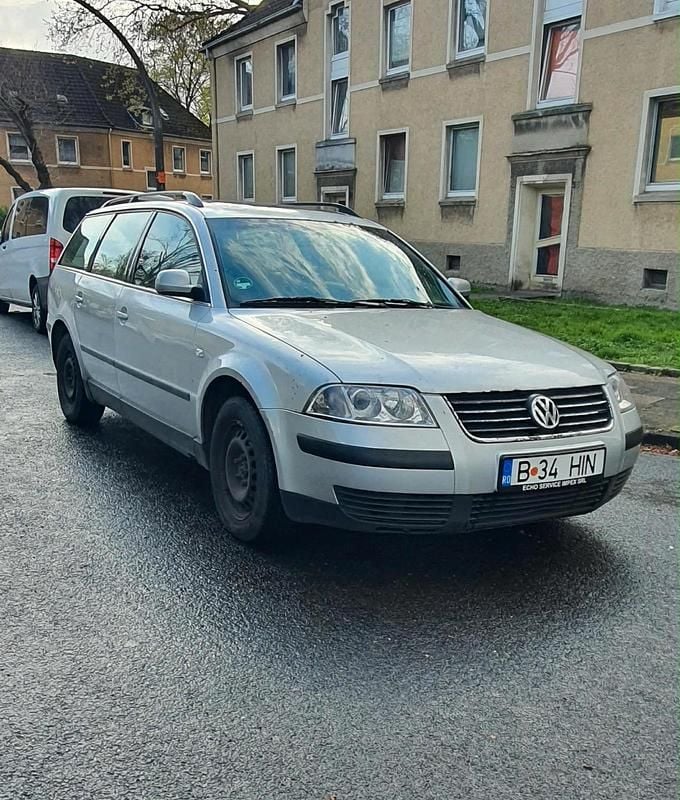Gebraucht VW Passat 2002 Grau Kleinwagen