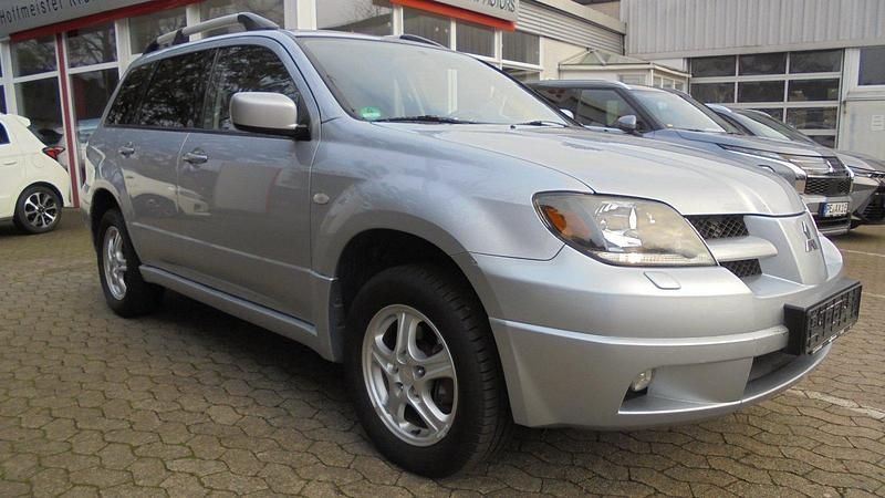 Silber Gebraucht 2004 Mitsubishi Outlander SUV | 5.500 € (Teuer) - Bild 1/4