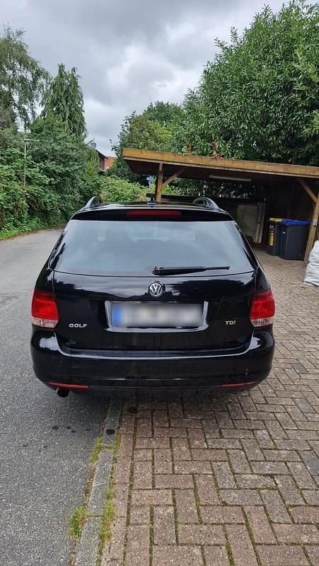 Gebraucht VW Golf VI 105 PS (77 kW) 2011 Schwarz Kleinwagen