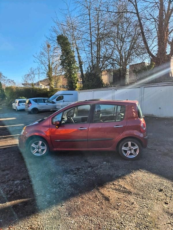 Gebraucht Renault Modus 75 PS (55 kW) 2005 Rot Van / Kleinbus