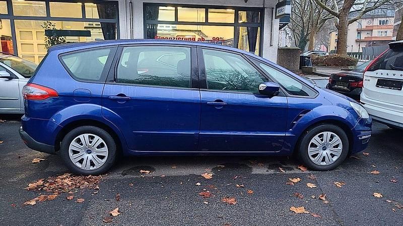 Gebraucht Ford S-MAX S 140 PS (102 kW) 2014 Blau Van / Kleinbus