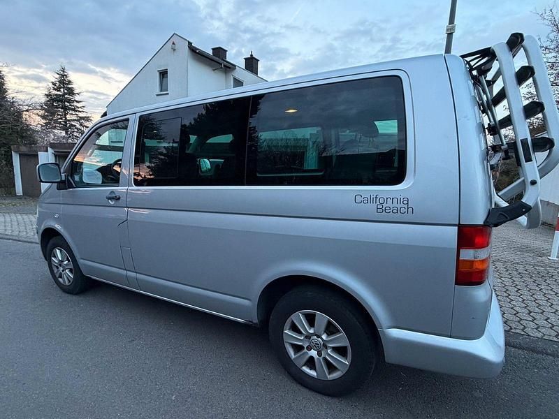 Gebraucht VW California Beach 131 PS (96 kW) 2009 Silber Van