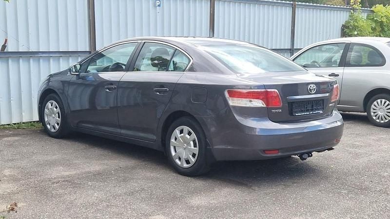 Gebraucht Toyota Avensis 150 PS (110 kW) 2010 Schwarz Limousine