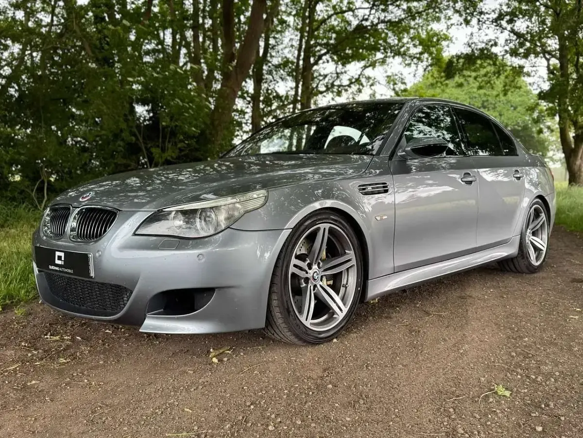 Gebraucht BMW M5 Performance 507 PS (372 kW) 2005 Silbergrau metallic Limousine