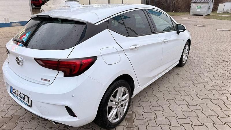Gebraucht Opel Astra Ultimate 200 PS (147 kW) 2017 Weiß Limousine