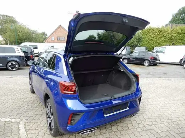 Gebraucht VW T-Roc R-line 190 PS (139 kW) 2023 Lapiz blue SUV