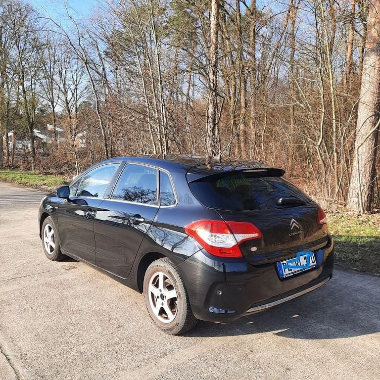 Gebraucht Citroën C4 111 PS (81 kW) 2013 Schwarz Limousine