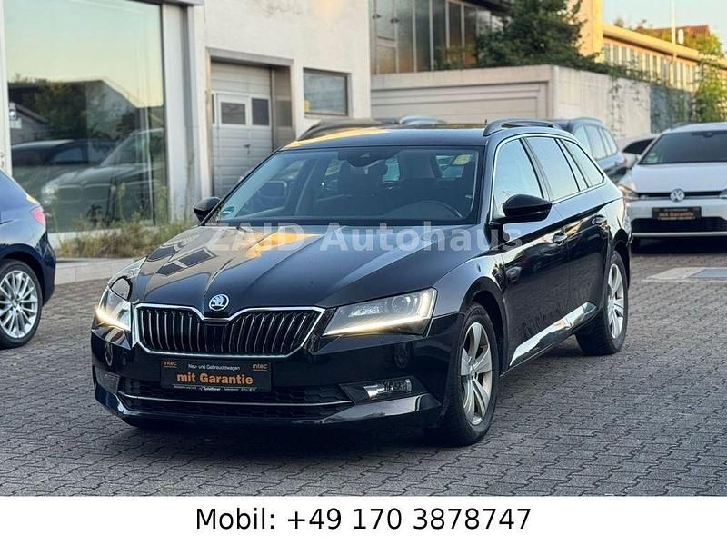 Schwarz Gebraucht 2018 Skoda Superb Ambition Kombi | 17.699 € (Fairer Preis) - Bild 1/4