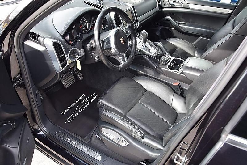 Gebraucht Porsche Cayenne Turbo 500 PS (367 kW) 2011 Schwarz SUV