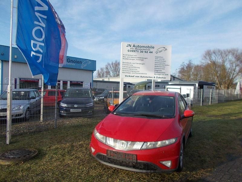 Rot Gebraucht 2008 Honda Civic Sport Limousine | 1.999 € - Bild 1/4