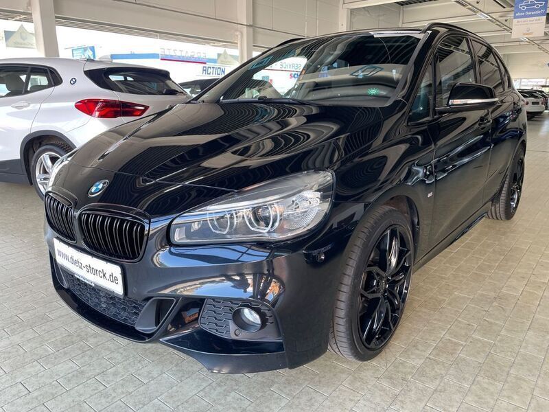 Schwarz Gebraucht 2017 BMW 218 Active Tourer M Sport Van / Kleinbus | 15.900 € (Guter Preis) - Bild 1/4