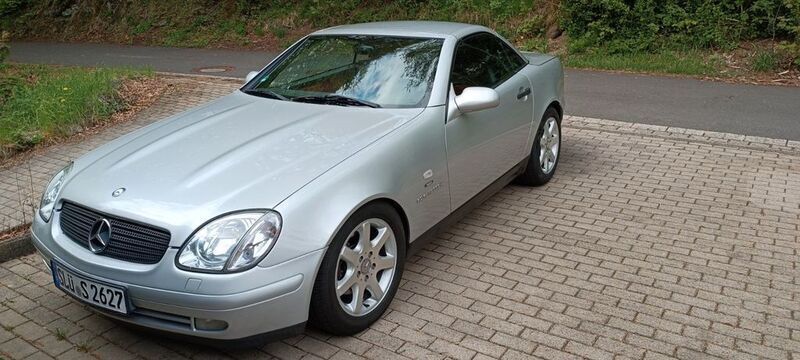 Silber Gebraucht 2000 Mercedes SLK230 Cabrio | 7.250 € (Teuer) - Bild 1/4