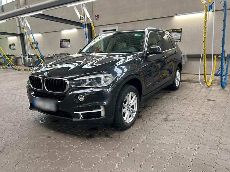 Schwarz Gebraucht 2014 BMW X5 SUV | 22.000 € (Guter Preis) - Bild 1/4