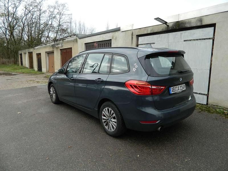 Gebraucht BMW 218 Comfort Edition 150 PS (110 kW) 2016 Blau Kombi