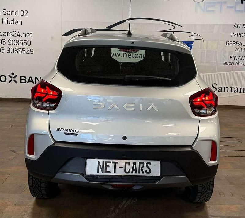 Gebraucht Dacia Spring Comfort Plus 33 kW (45 PS) 2023 Silber Kleinwagen
