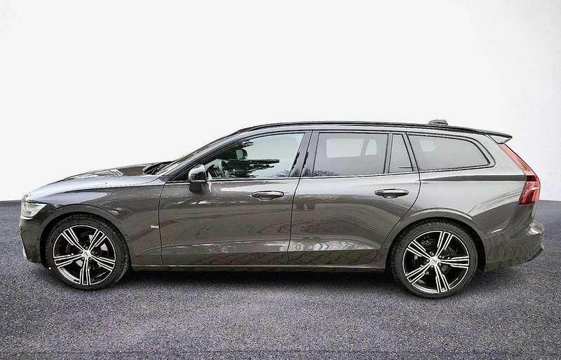 Gebraucht Volvo V60 Plus 197 PS (144 kW) 2024 Kombi