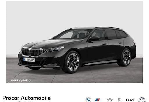 Gebraucht BMW 520 Comfort Edition 197 PS (144 kW) 2025 Schwarz Kombi