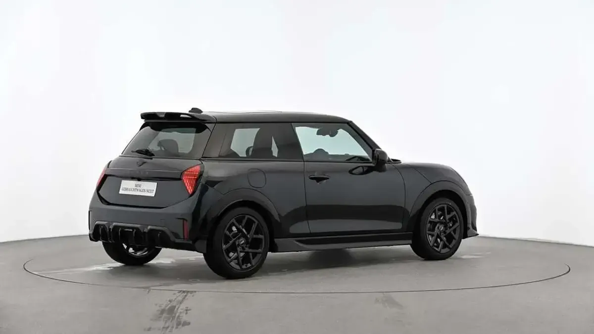 Gebraucht Mini John Cooper Works 156 PS (114 kW) 2025 Grau Kleinwagen