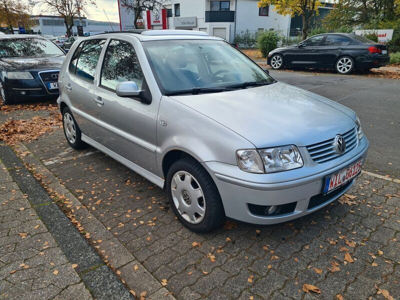 Silber Gebraucht 2000 VW Polo Edition Limousine | 2.999 € (Teuer) - Bild 1/4