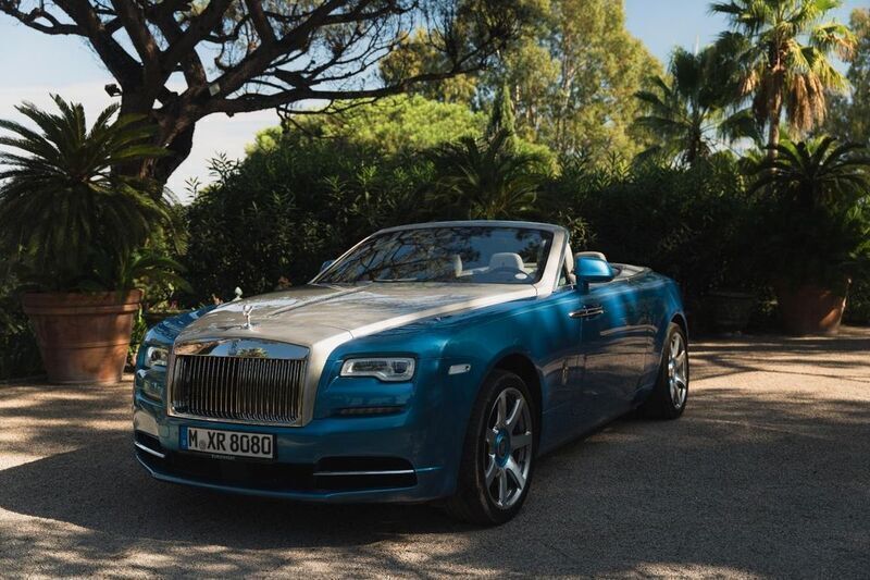 Blau Gebraucht 2017 Rolls Royce Dawn Cabrio | 307.900 € - Bild 1/4