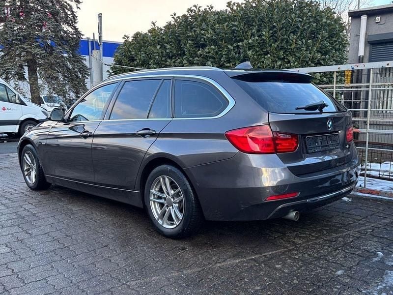 Gebraucht BMW 320 Luxury Line 184 PS (135 kW) 2013 Braun Kombi