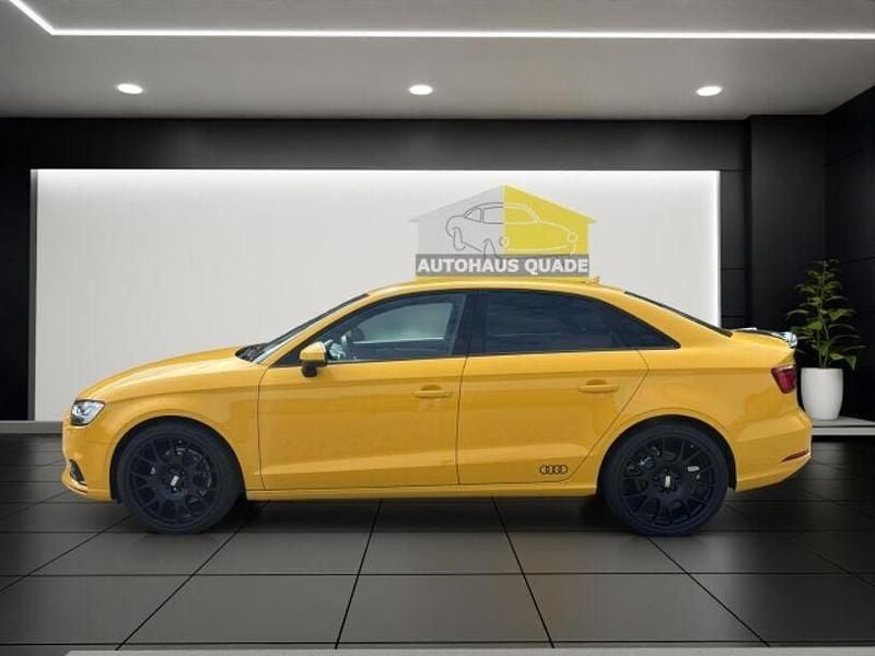 Gebraucht Audi A3 Sport 116 PS (85 kW) 2018 Vegasgelb Limousine