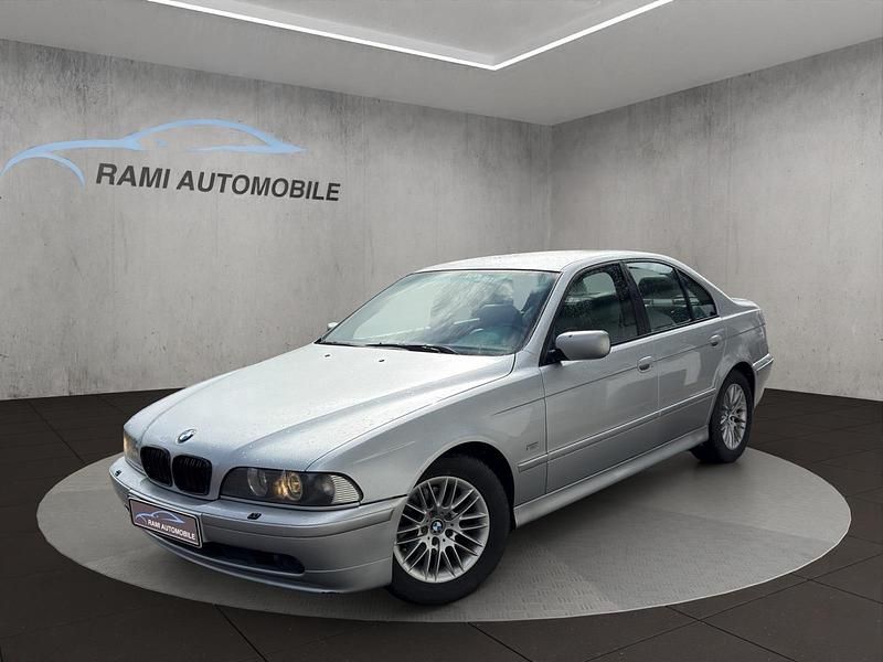 Gebraucht BMW 520 170 PS (125 kW) 2002 Silber Kombi