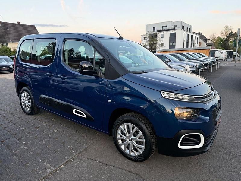 Second-hand Citroën Berlingo Feel 110 CP (80 kW) 2023 Albastru Monovolum